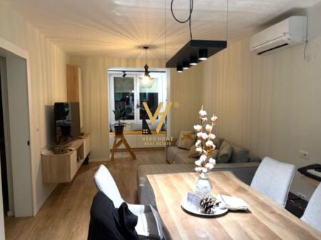 JEPET APARTAMENT 1+1 ME QIRA NE MYSLYM SHYR 750 EURO