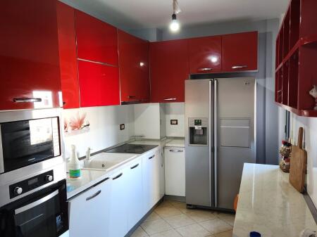 Jepet Me Qera Apartament 2+1+2 Ballkone