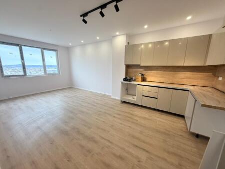 APARTAMENT 2+1 PER SHITJE TEK UNIVERS CITY