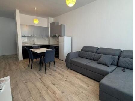 Apartament 1+1 Me Qira në Yzberish, Tiranë