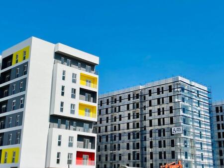 SHITET APARTAMENT 3+1+GARAZH UNIVERS CITY 145.000 €