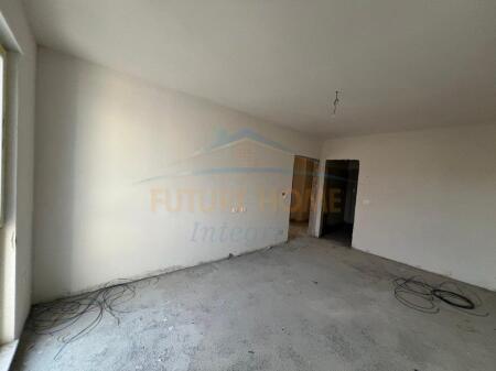 Apartment for sale 2+1+2, Xhamlliku, Tirana.