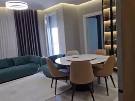 APARTAMENT 1+1+POST PARKIM ME QERA, UNIVERS CITY