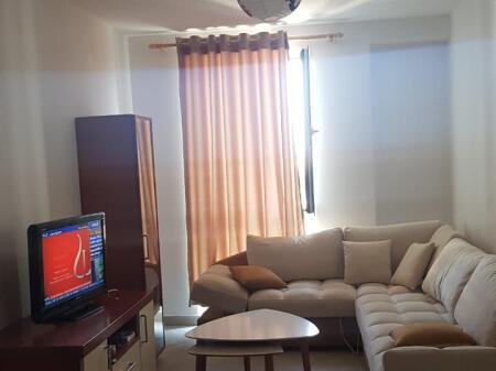 OCCASIONE! Complesso Turdiu, Campo di Aviazione Appartamento 1+1 in affitto. Prezzo 40.000 Lek.