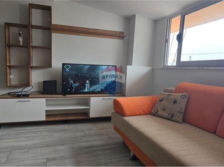 🏡 Apartament 1+1 – Për Qira | Lungomare, Vlorë