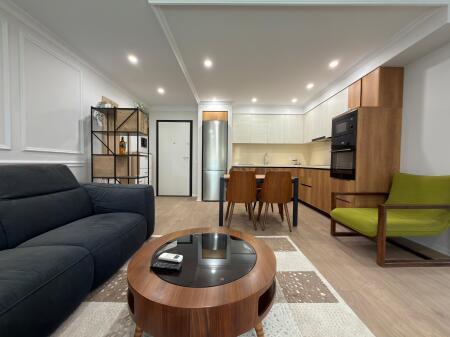 Shitet 2+1 te Kompleksi Magnet