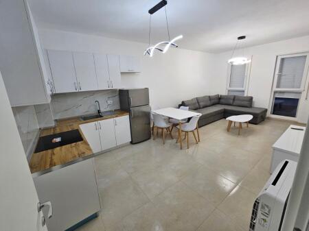 For rent 2+1+post Univers City