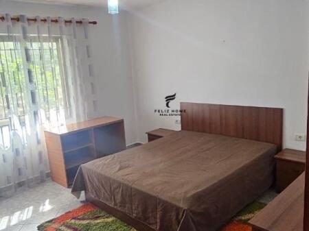 APARTAMENT ME QERA 1+1 ISH PARKU 45.000 LEKE