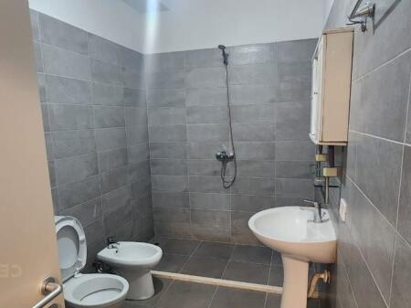 Shitet apartament 1+1 ne Mangalem 21