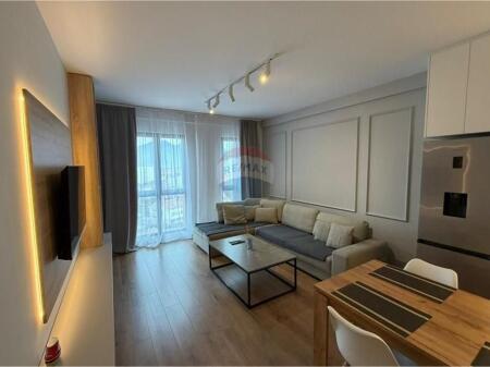 APARTAMENT 2+1 PËR SHITJE – FARMACIA NR.10, TIRANË !