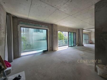 Via Kosovareve, Ufficio in Affitto