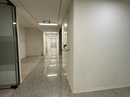 ZYRE ME QERA 1000 M2 RRUGA E KAVAJES 17.000 EURO