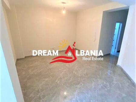 Zyre/Ambient Biznesi me Qera ne Qender prane Postes Qendrore ne Tirane (ID 4261853)