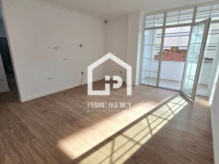 SHITET : Apartament 2+1/QENDER/ RRUGA BOGDANEVE   