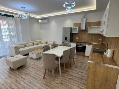 Apartament 2+1 me qira në Yzberisht