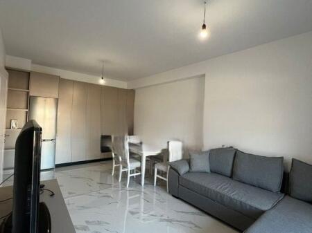 Apartament 2+1 Me Qira në Bulevardi i Ri, Tiranë - 700€