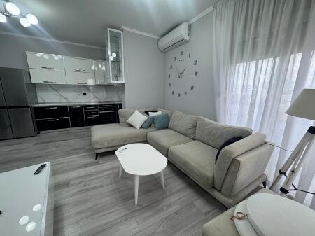Apartament 2+1 me qira ne Astir prane Vila L2!