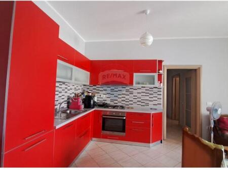 🏡 Apartament 2+1+2 në Shitje – Bulevardi Ismail Qemali, Vlorë