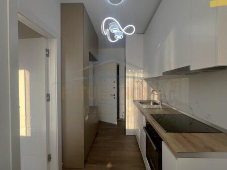 Qera, Garsoniere , Sheshi Wilson, Tirane