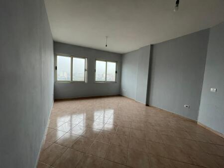 Apartament 1+1 per qira prane Grand Gallery ne Yzberisht.