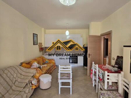 JEPET ME QERA APARTAMENT 1+1 , VIJE E PARE ME DETIN PLAZH!