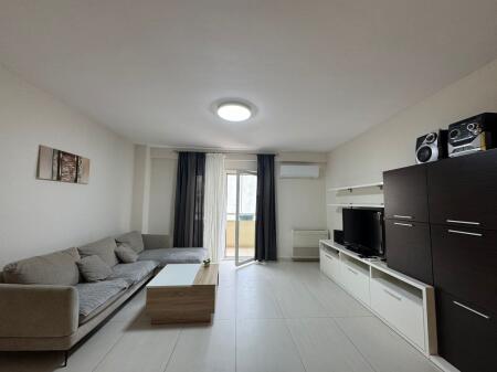 For rent 2+1 apartment at Atsh near Pazarit te Ri