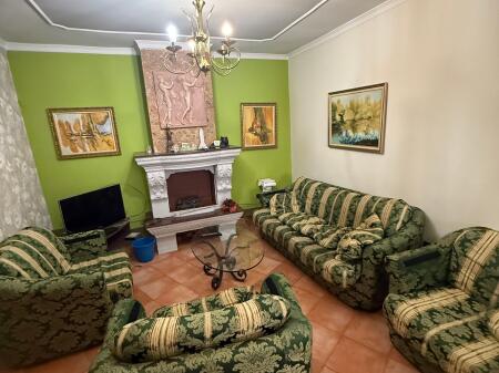 Apartament 2+1 me qera, ne zonen e Bllokut