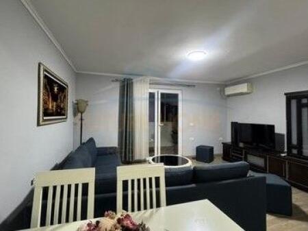 Qira, Apartament 2+1, Oxhaku, Tiranë