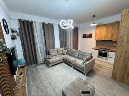 Apartament me qira ne Mangalem, Ali Dem.