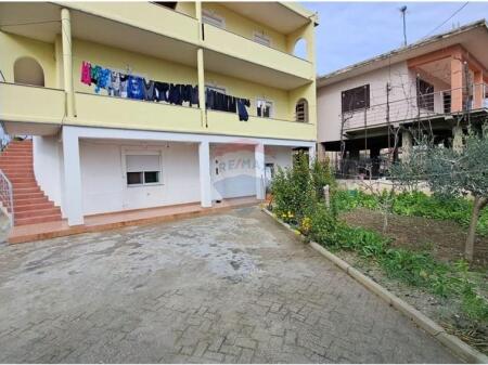 🏡 Vilë 3-Katëshe – Për Shitje | Lagjja Kushtrimi, Vlorë