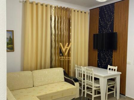 JEPET APARTAMENT 1+1+BLK ME QERA NE KOMBINAT 40.000 LEKE