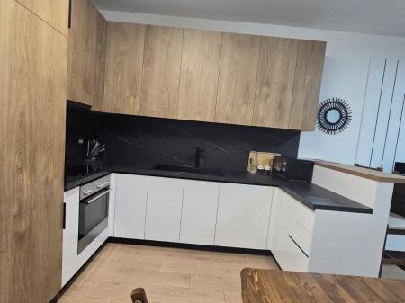 Jepet me qira 2+1+parkim GRAND GALLERY YZBERISHT 65.000 leke