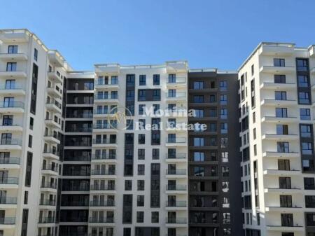 Shitje | Garazhd | Ish Fusha e Aviacionit, Kompleksi Garden Residence Turdiu | 18000 €