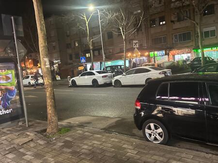 Shop for rent on main road, Ali Demi School,🏷️55,000 Leke