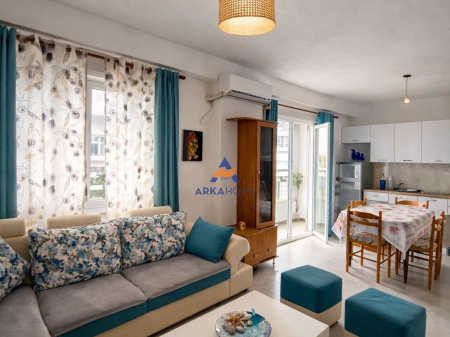 JEPET ME QERA APARTAMENT 2+1+BALLKON "KOMUNA PARISIT (PRANE SHKOLLES ATE ZEF PELLUMBI)" 60000 LEKE