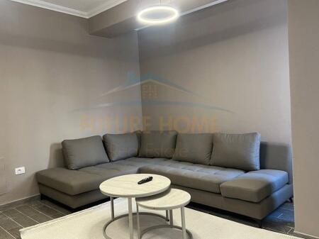 Qera, Apartament 2+1+Parkim, Kodra e Diellit, Tiranë