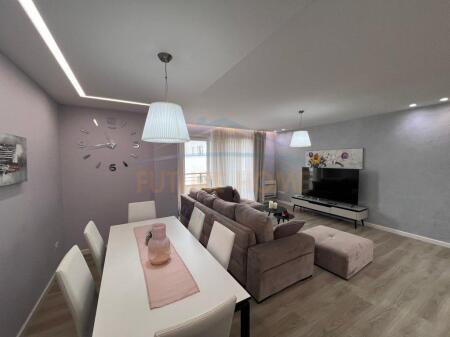 Rent, Apartment 3+1+2+Parking Space, SunRise Residence, Tirana.
