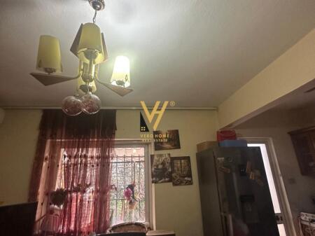 APARTMENT 1+1 FOR RENT AT THE BUILDING WITH ARROW 45,000 LEKE