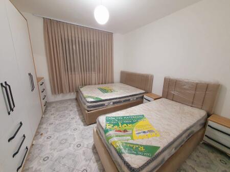 Appartamento 1+1+1 con Balcone in Affitto