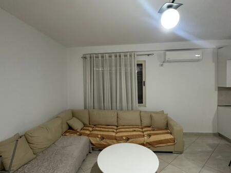 🏡 Appartamento 2+1+2 in Vendita 📍 Complesso Tom Doshi, Shkozë💶 Prezzo: 142 milioni di leke