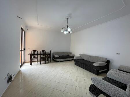 YZBERISHT APARTAMENT 1+1 PER SHITJE!