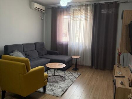 Apartament me qera 1+1 21-Dhjetori,Magneti