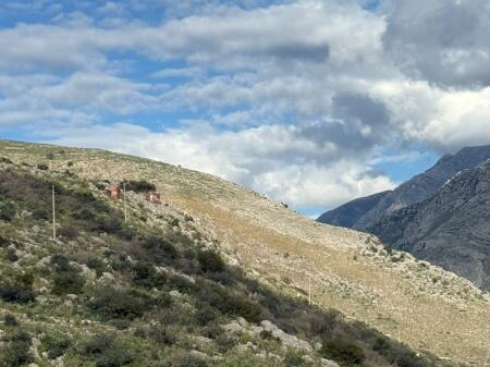 7350m2 toke me pamje nga deti Qeparo