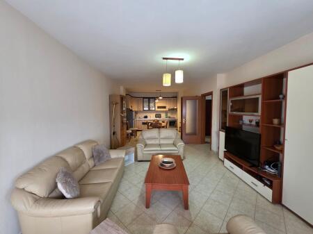 Apartament 1+1, Rruga e Elbasanit!