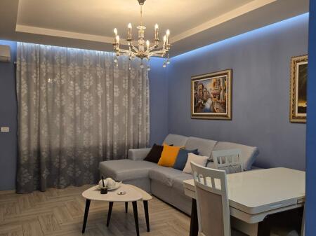 🏢Ferit Xhajko Street near the former Durres Restaurant, a 1+1+garage apartment, furnished, 700€uro for rent