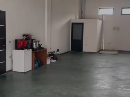 Warehouse for rent in Prush