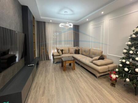 Rent, Apartment 2+1+2, Rose Garden, Tirana.