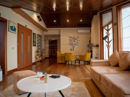 Shitet, Penthouse, Kodra e Diellit,Tiranë!!