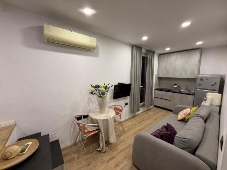 📣 AFFITTO MONOLOCALE (Papafingo) 📍 Mercato Elettrico, Vicino al Pedonale ✨💶 Prezzo 45.000 Leke/Mese