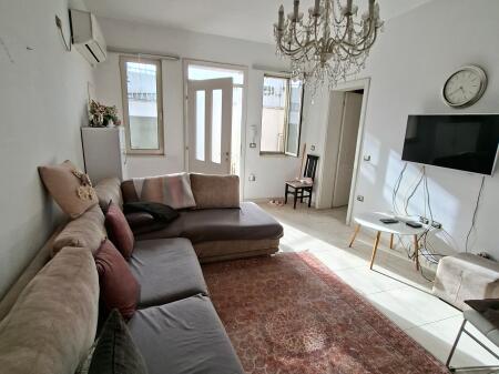 PAZARI I RI..SHITET SHTEPI PRIVATE